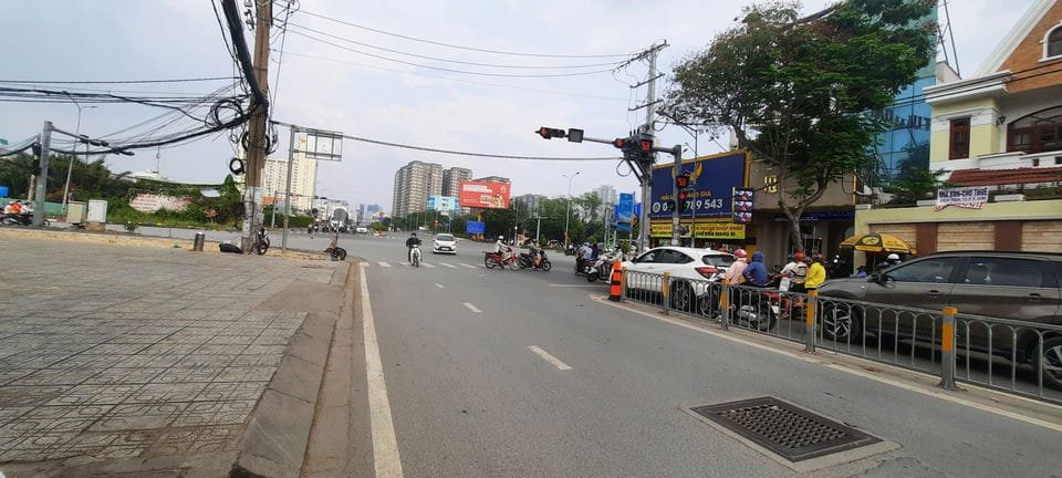 405m² Villa in District 7, Vietnam No. 7522