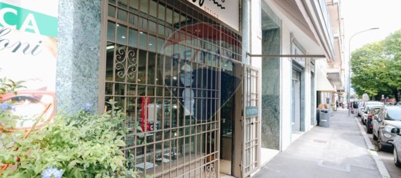 1 room Commercial property in Brescia, Italy No. 292978 11