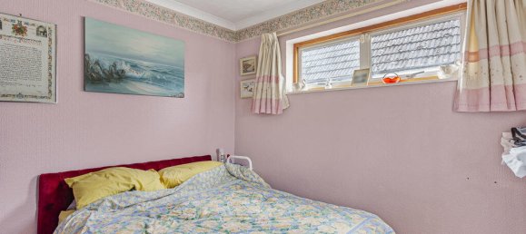 4 bedrooms House in Egham, United Kingdom No. 8629 33