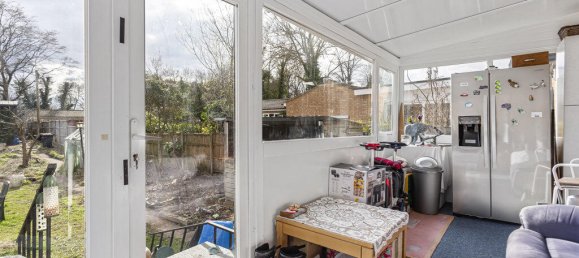 4 bedrooms House in Egham, United Kingdom No. 8629 27