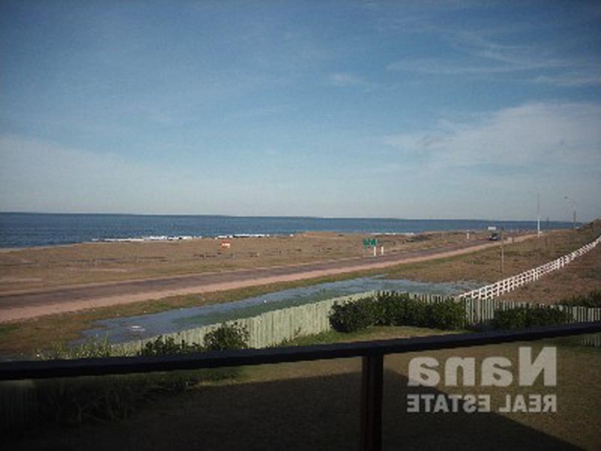 4 bedrooms House in Maldonado, Uruguay No. 12844