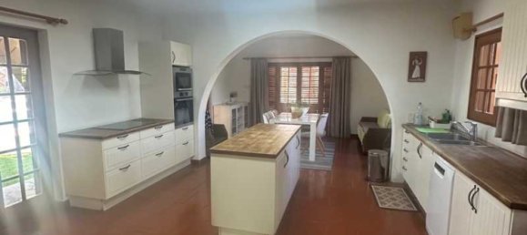 Villa de 5 dormitorios en Strovolos, Cyprus No. 18041 10