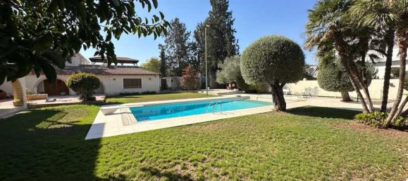 Villa de 5 dormitorios en Strovolos, Cyprus No. 18041 13