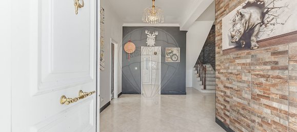 2 bedrooms House in Loures, Portugal No. 53098 2