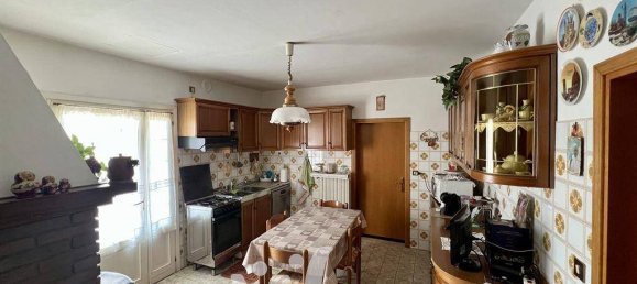 4 bedrooms House in Cesena, Italy No. 87303 11