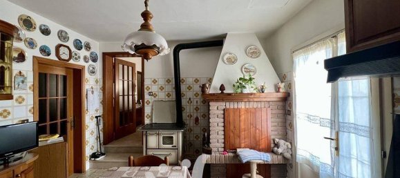 4 bedrooms House in Cesena, Italy No. 87303 9