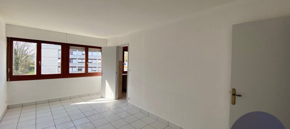 2 bedrooms Apartment in Blois, France No. 233124 2
