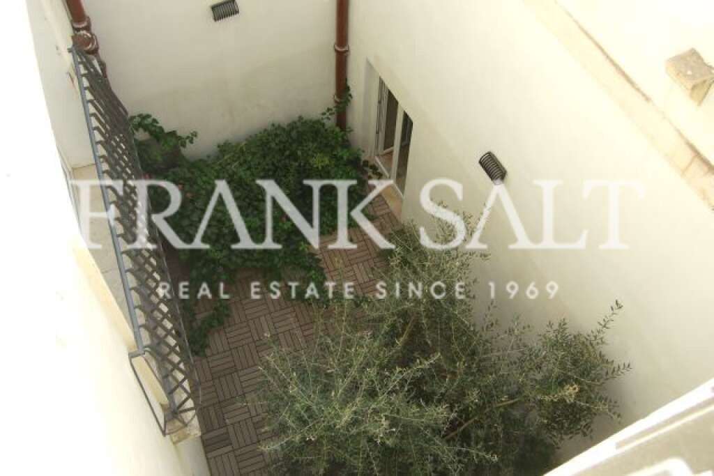 4 غرف نوم منزل في Siggiewi, Malta رقم 6227