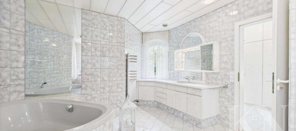 Таунхаус с 10 комнатами в Саарбрюккен, Германия № 356064 24