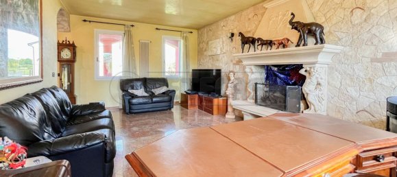 8 rooms House in Dueville, Italy No. 300841 12