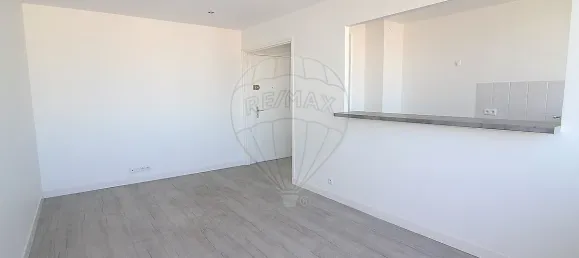 1 bedroom Apartment in Bois-Colombes, France No. 321618 3