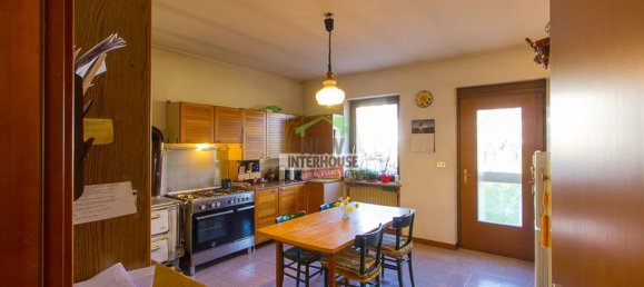 Дом с 12 комнатами в Порденоне, Италия № 203062 19