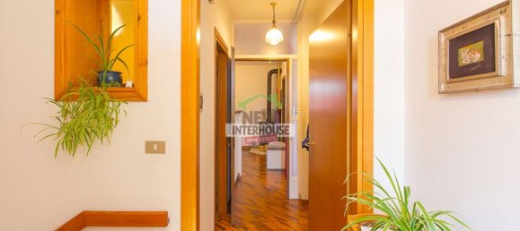 Дом с 12 комнатами в Порденоне, Италия № 203062 8