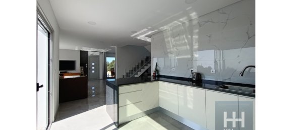 3 bedrooms Villa in Calheta, Portugal No. 131902 14