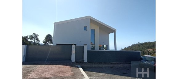 3 bedrooms Villa in Calheta, Portugal No. 131902 3