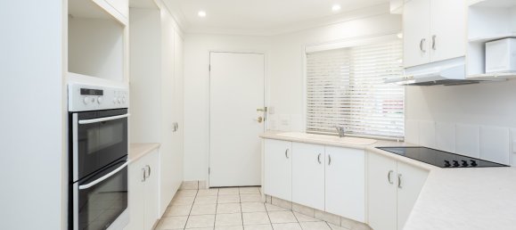 3 bedrooms Townhouse in Coombabah, Australia No. 93 6