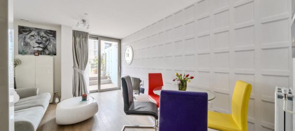 2 bedrooms Apartment in London, United Kingdom No. 7744 6