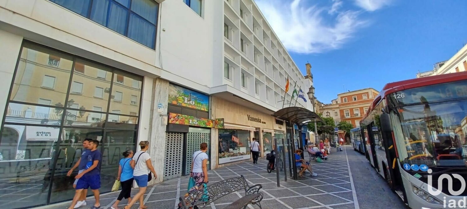 2 Schlafzimmer Gewerbliche Immobilie in Jerez de la Frontera, Spain, Nr. 293804