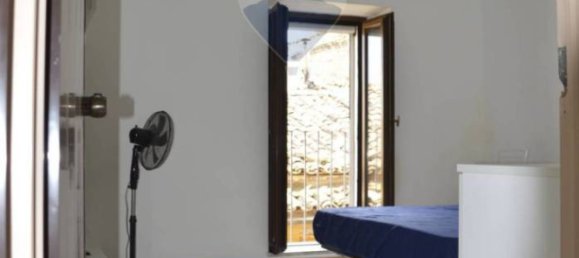 Apartamento de 1 dormitorio en Penne, Italy No. 296139 9