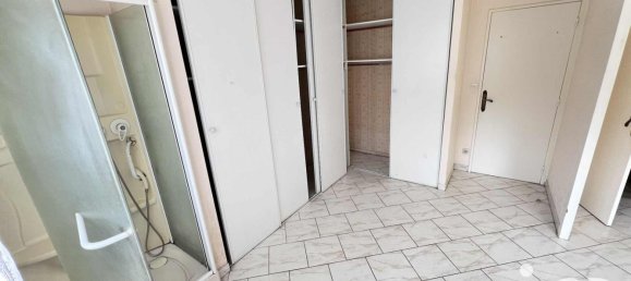 3 Schlafzimmer Haus in Vienne, France, Nr. 317667 9