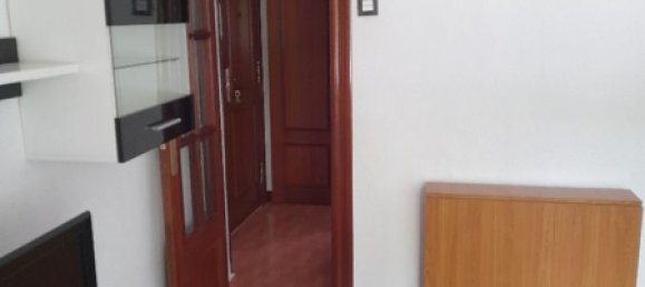 Квартира с 2 спальнями в Логроньо, Испания № 185022 3