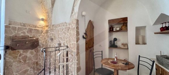 Casa de 2 habitaciónes en Ostuni, Italy No. 17097 3