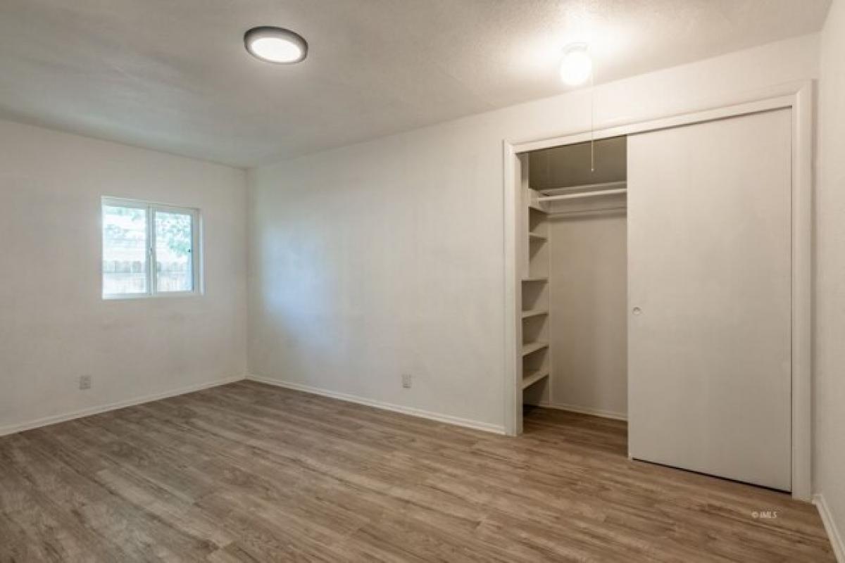 3 bedrooms House in Lone Pine, USA No. 409182