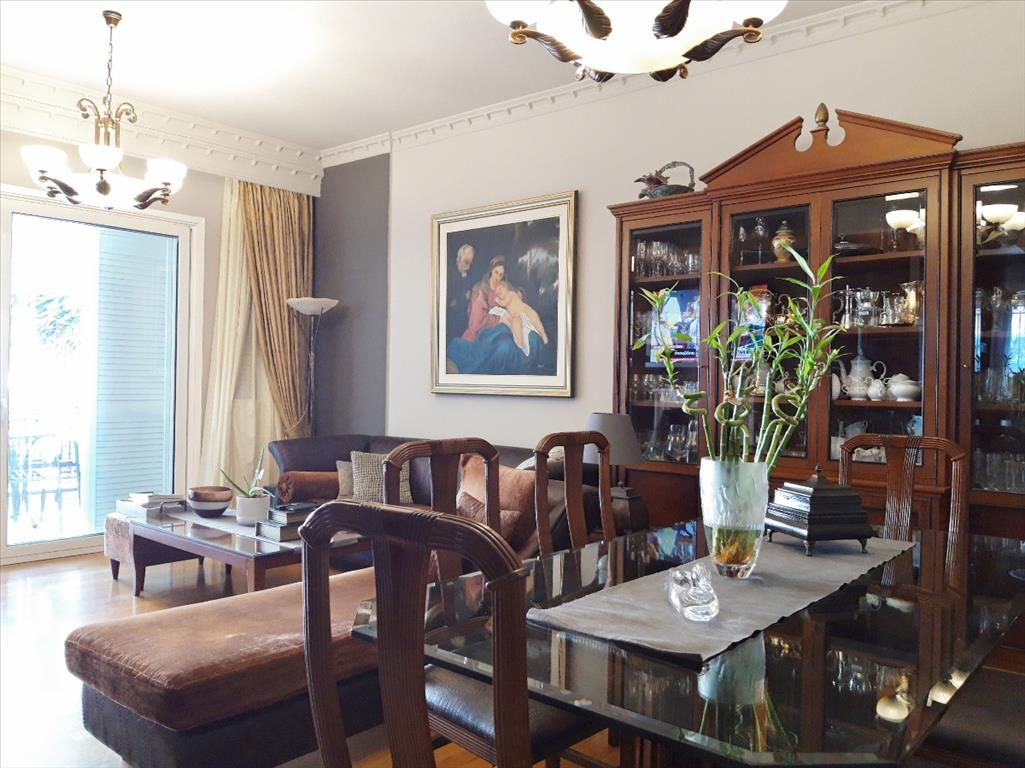 Коммерческая недвижимость с 5 спальнями в Вари, Греция № 4815