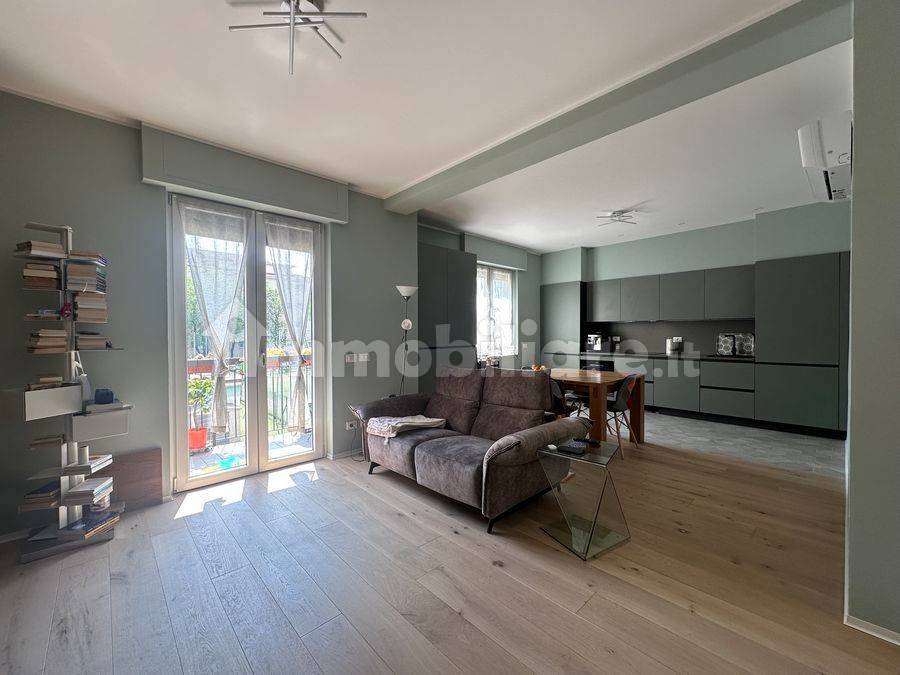 2 bedrooms Apartment in Brescia, Italy No. 365454