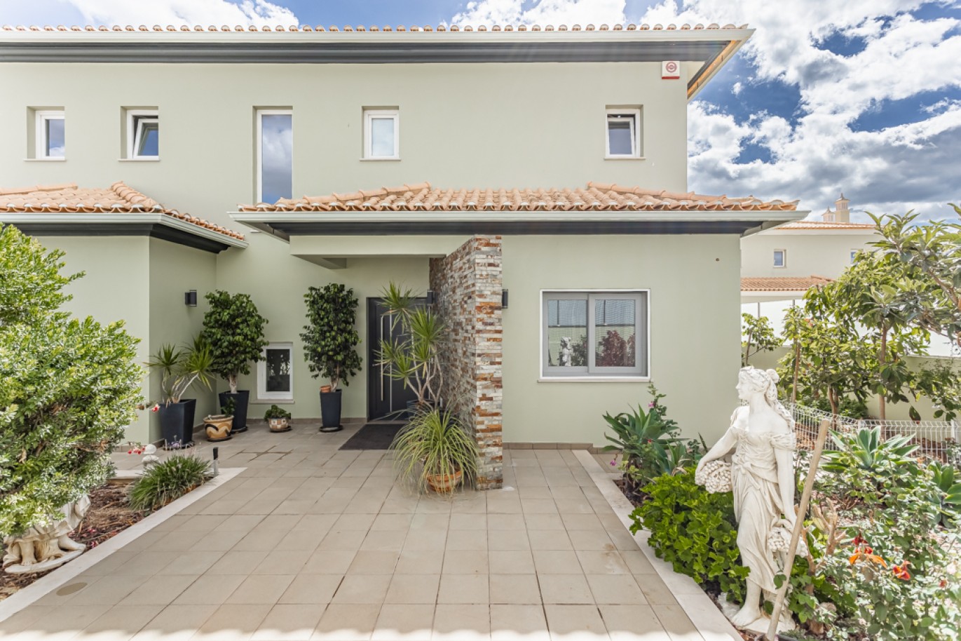 4 chambres Maison à Armacao de Pera, Portugal No. 114901