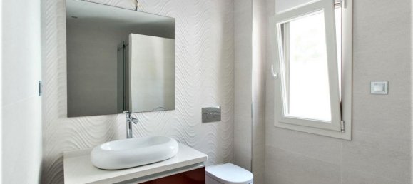 4 Schlafzimmer Villa in Moraira, Spain, Nr. 8431 13