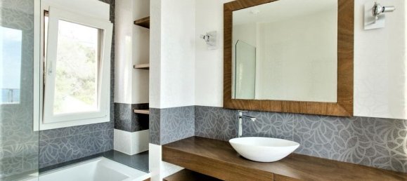 4 Schlafzimmer Villa in Moraira, Spain, Nr. 8431 9