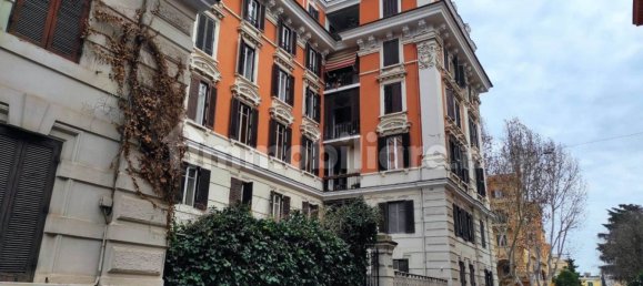 3 Schlafzimmer Wohnung in Rome, Italy, Nr. 112719 2