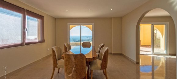 4 bedrooms Villa in Benalmadena, Spain No. 44307 9