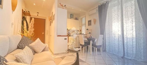 2 rooms Apartment in La Spezia, Italy No. 36899 10