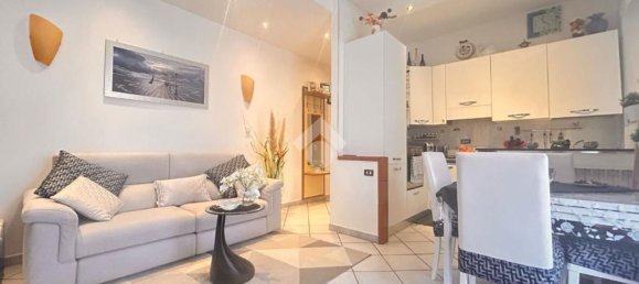 2 rooms Apartment in La Spezia, Italy No. 36899 8