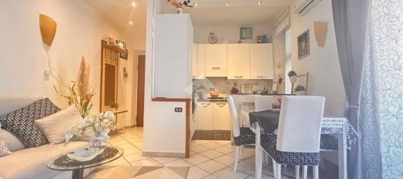 2 rooms Apartment in La Spezia, Italy No. 36899 9