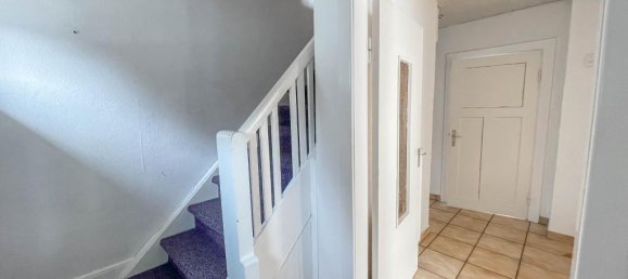 5 rooms House in Neumunster, Germany No. 275742 4