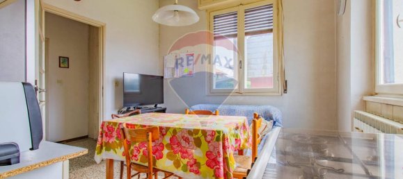 3 rooms House in Gorla Maggiore, Italy No. 15564 56