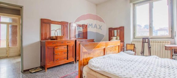 3 rooms House in Gorla Maggiore, Italy No. 15564 35