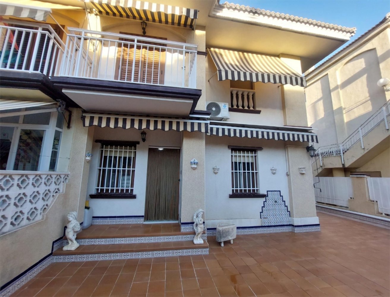 3 Schlafzimmer Doppelhaus in Santa Pola, Spain, Nr. 207866