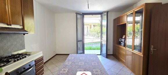 3 bedrooms Apartment in Alzano Lombardo, Italy No. 380827 4