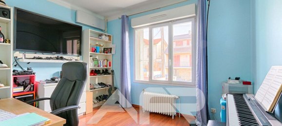 5 bedrooms House in Houilles, France No. 185673 5