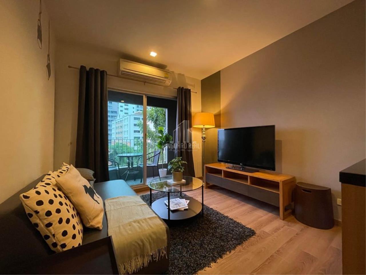 1 chambre Condo à Khlong Toei, Thailand No. 8865