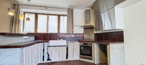 4 bedrooms House in Morainvilliers, France No. 138545 8