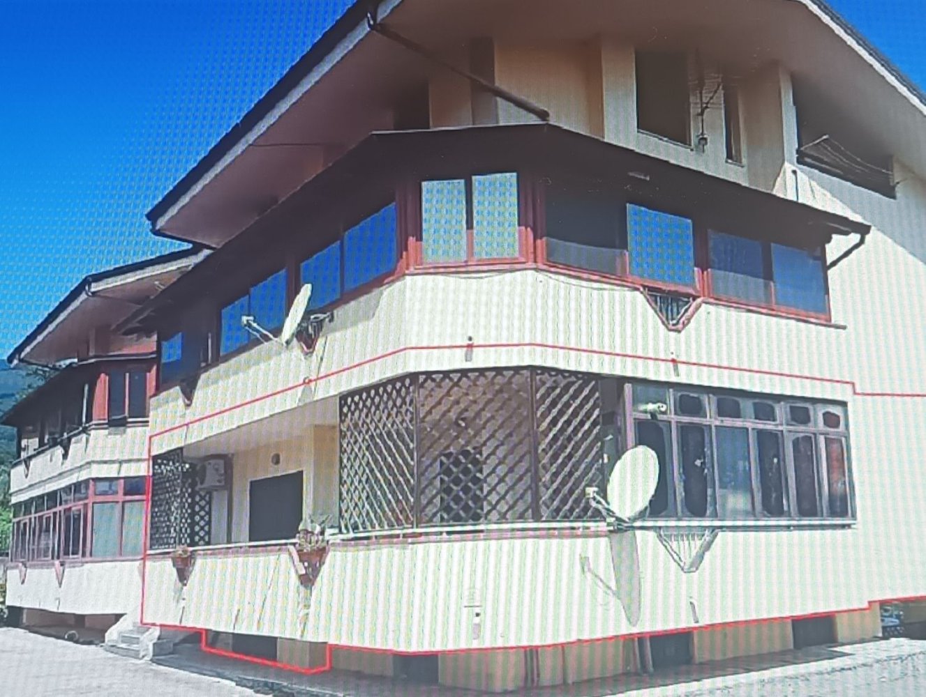 5 rooms Apartment in Marano Principato, Italy No. 210819