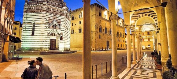 Apartamento de 2 dormitorios en Pistoia, Italy No. 234324 3