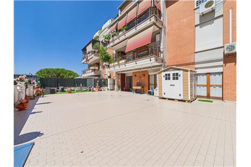 2 Schlafzimmer Wohnung in Monterotondo, Italy, Nr. 294245