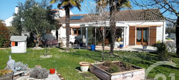 3 bedrooms House in Lagord, France No. 96114 2