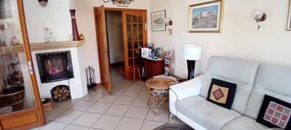 3 bedrooms House in Lagord, France No. 96114 4